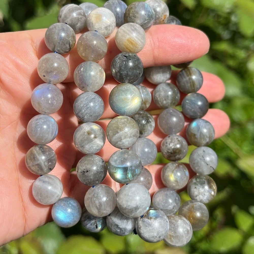 11mm‎ stretchable labradorite bracelet